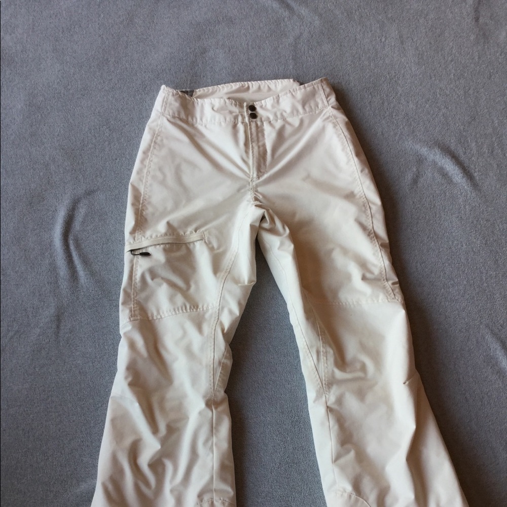 Woman’s Columbia snow pants